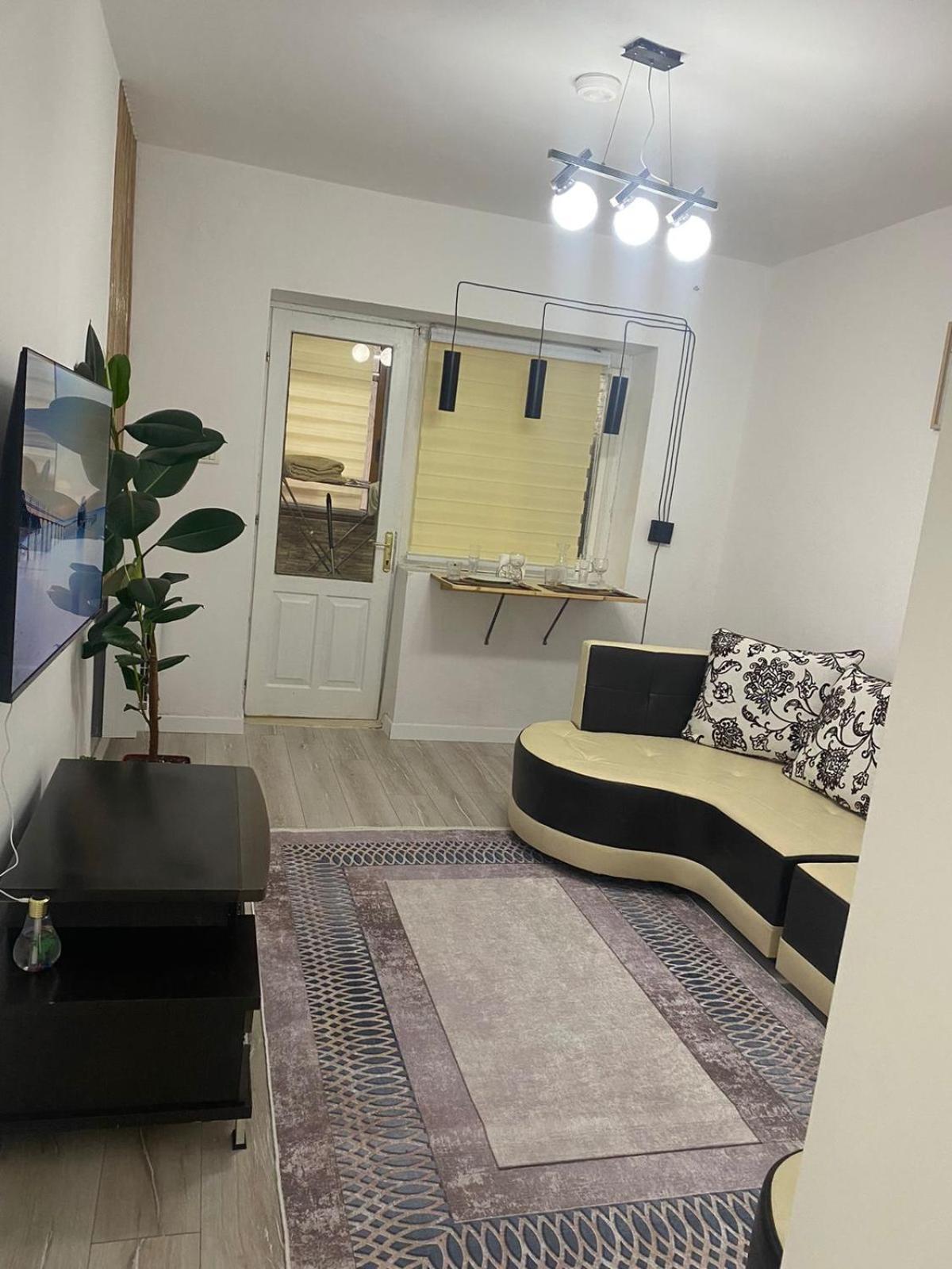 Juliette apt with private garden