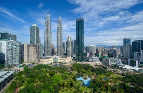 Tallest Concept 2 Theme Suite KLCC