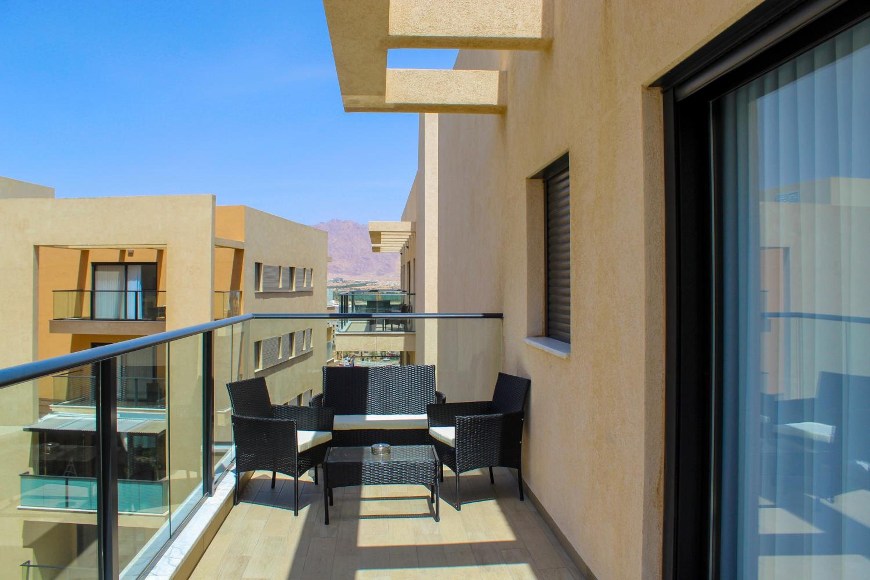 Luxury Suite Apartment #67 By Hashdera Eilat view 3