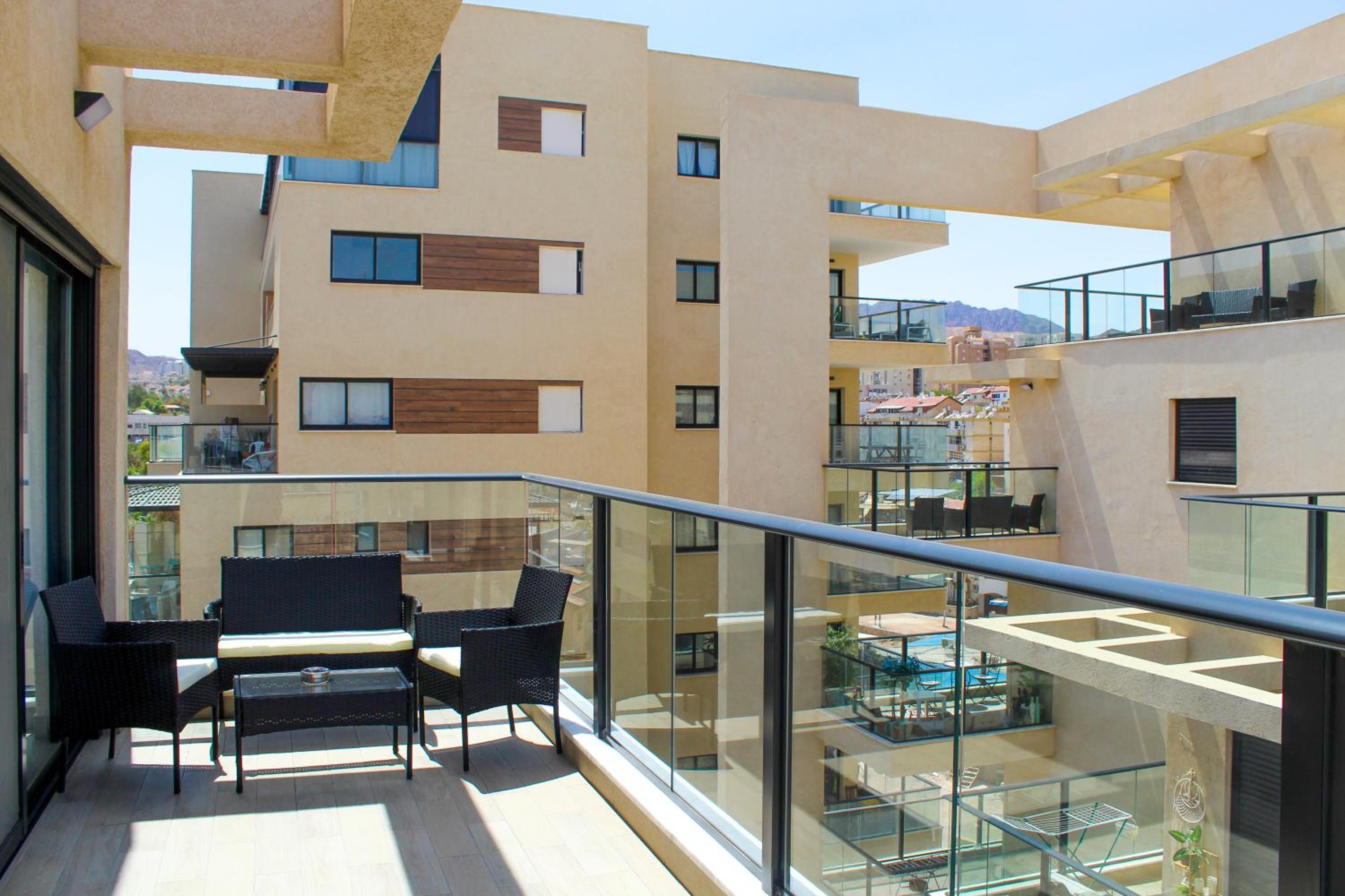 Luxury Suite Apartment #67 By Hashdera Eilat view 4