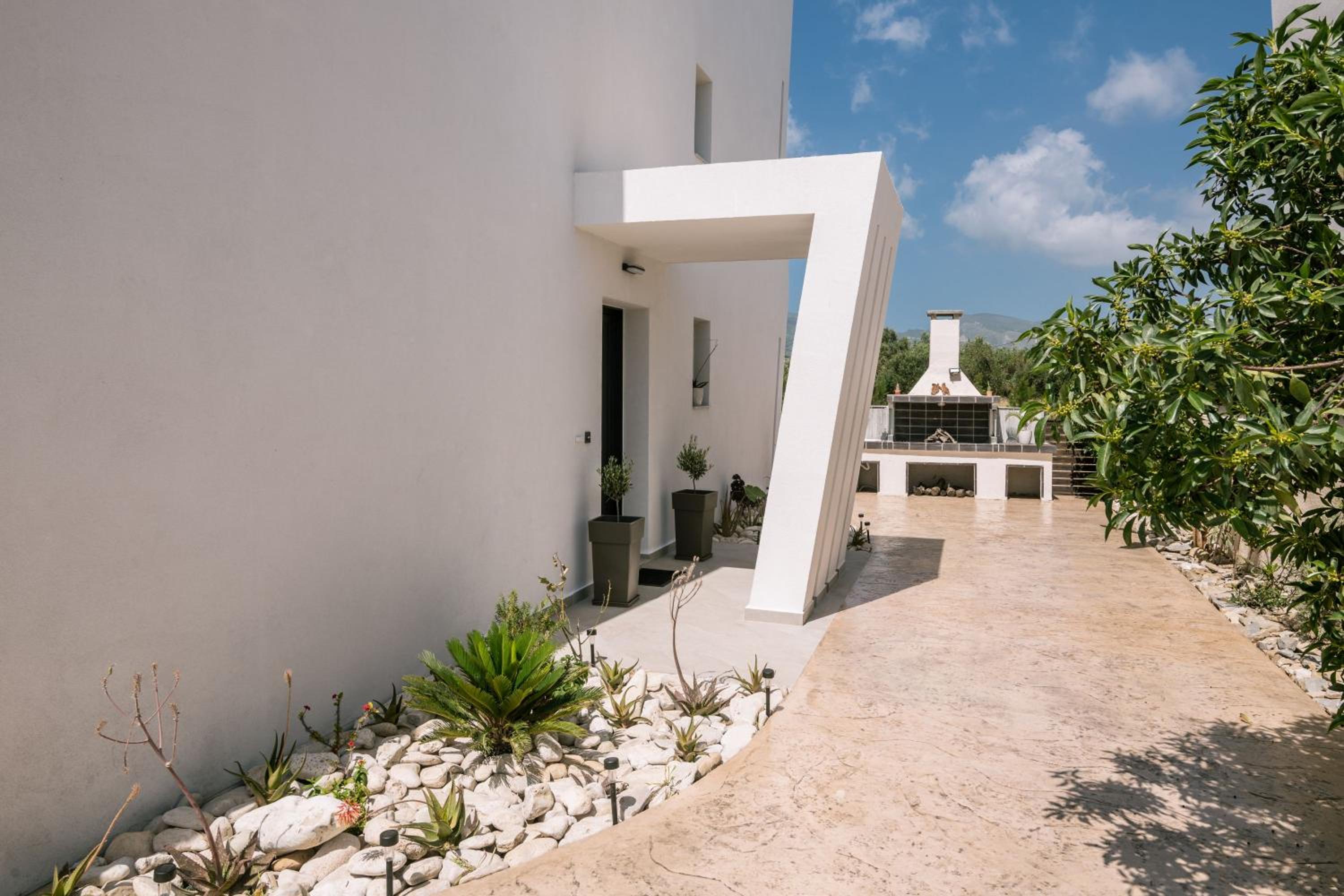 Laganas Vacations - SunWhite Villas - Private Pool  Cozy Atmosphere - Property Image 11