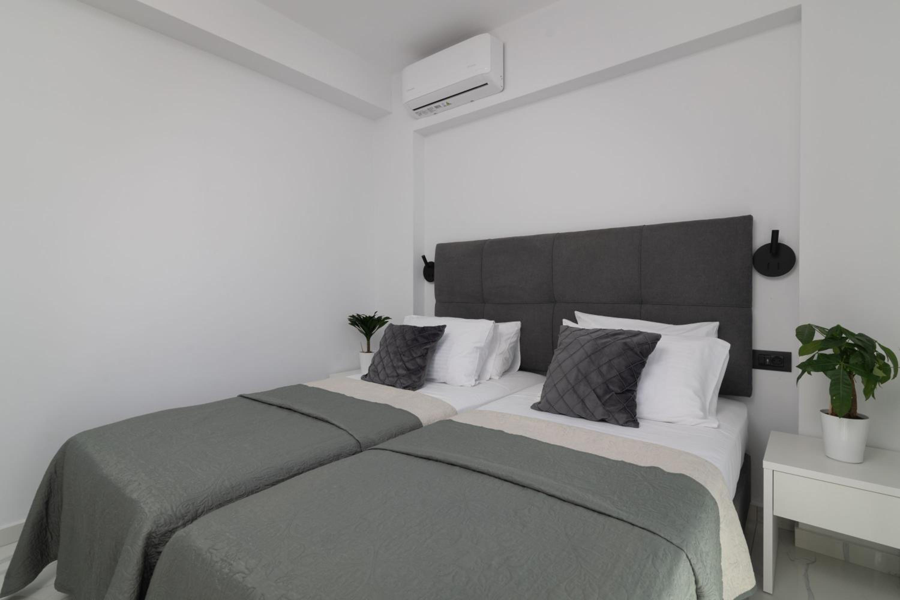 Laganas Vacations - SunWhite Villas - Private Pool  Cozy Atmosphere - Property Image 14