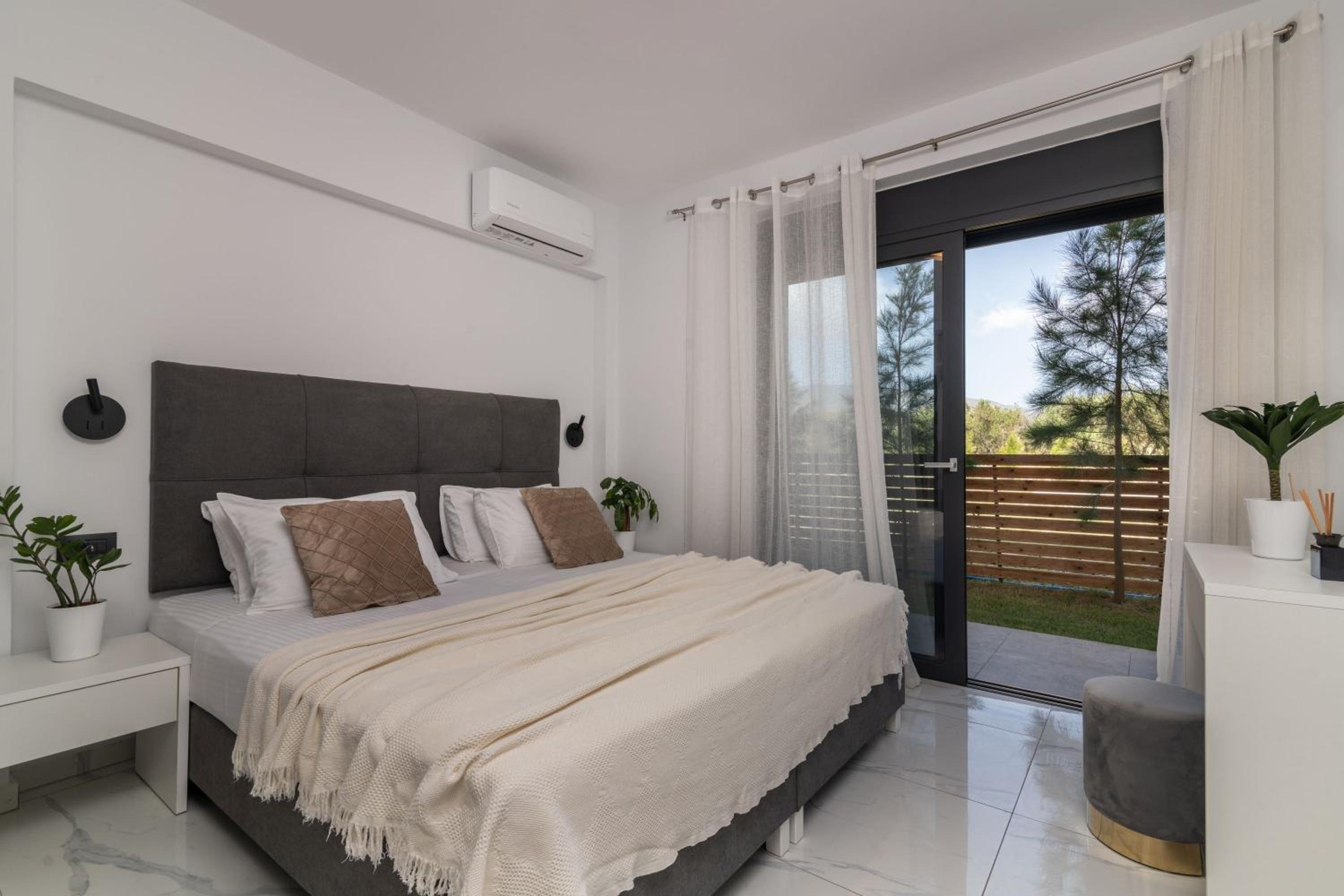 Laganas Vacations - SunWhite Villas - Private Pool  Cozy Atmosphere - Property Image 6