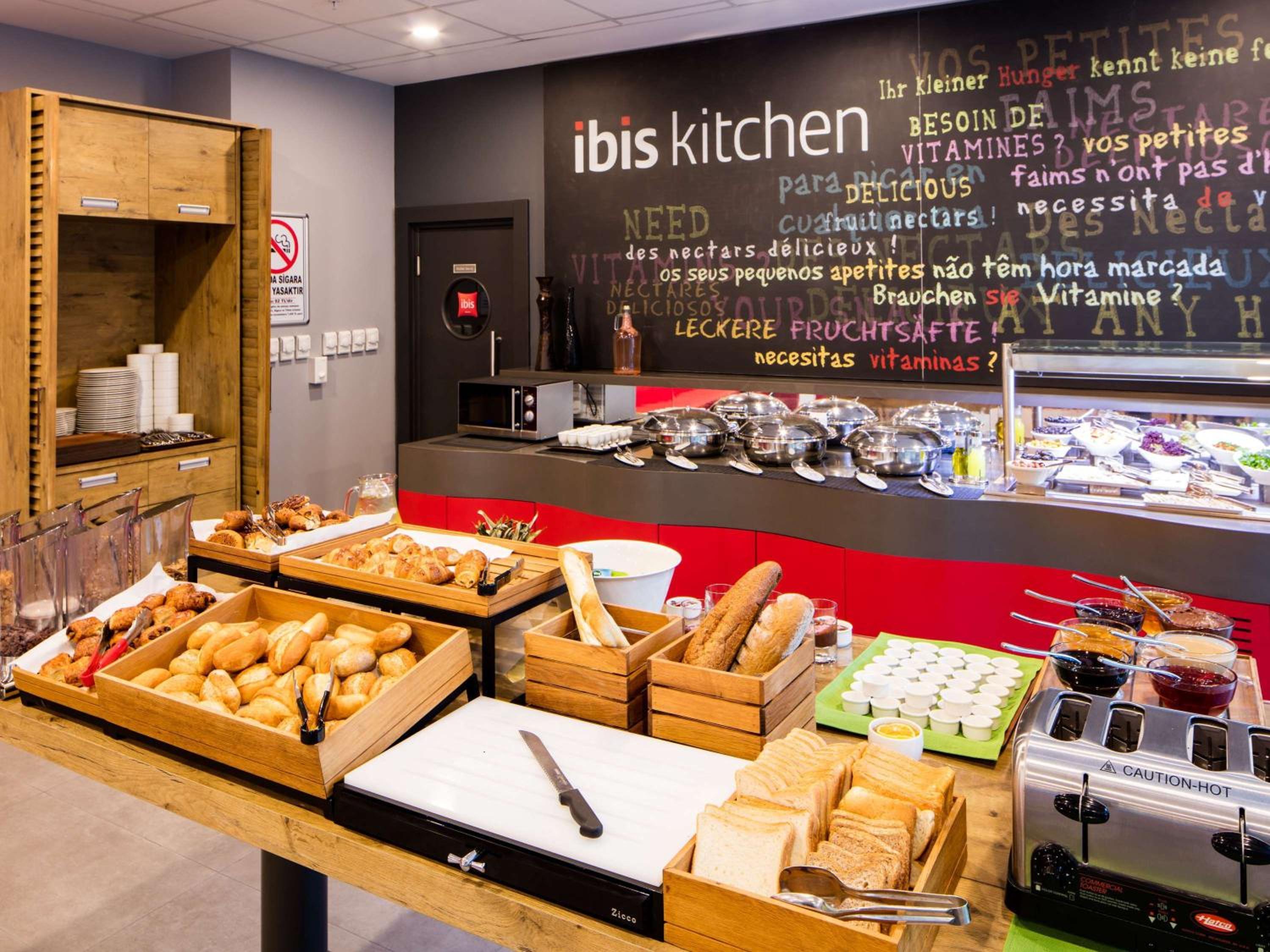 Ibis İstanbul West - Image 37