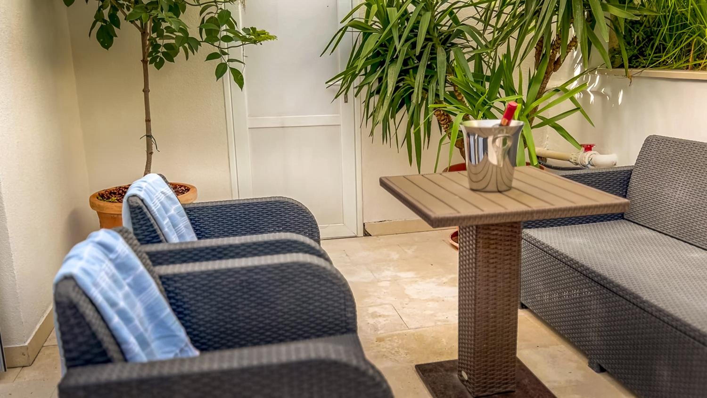 Photo 28
