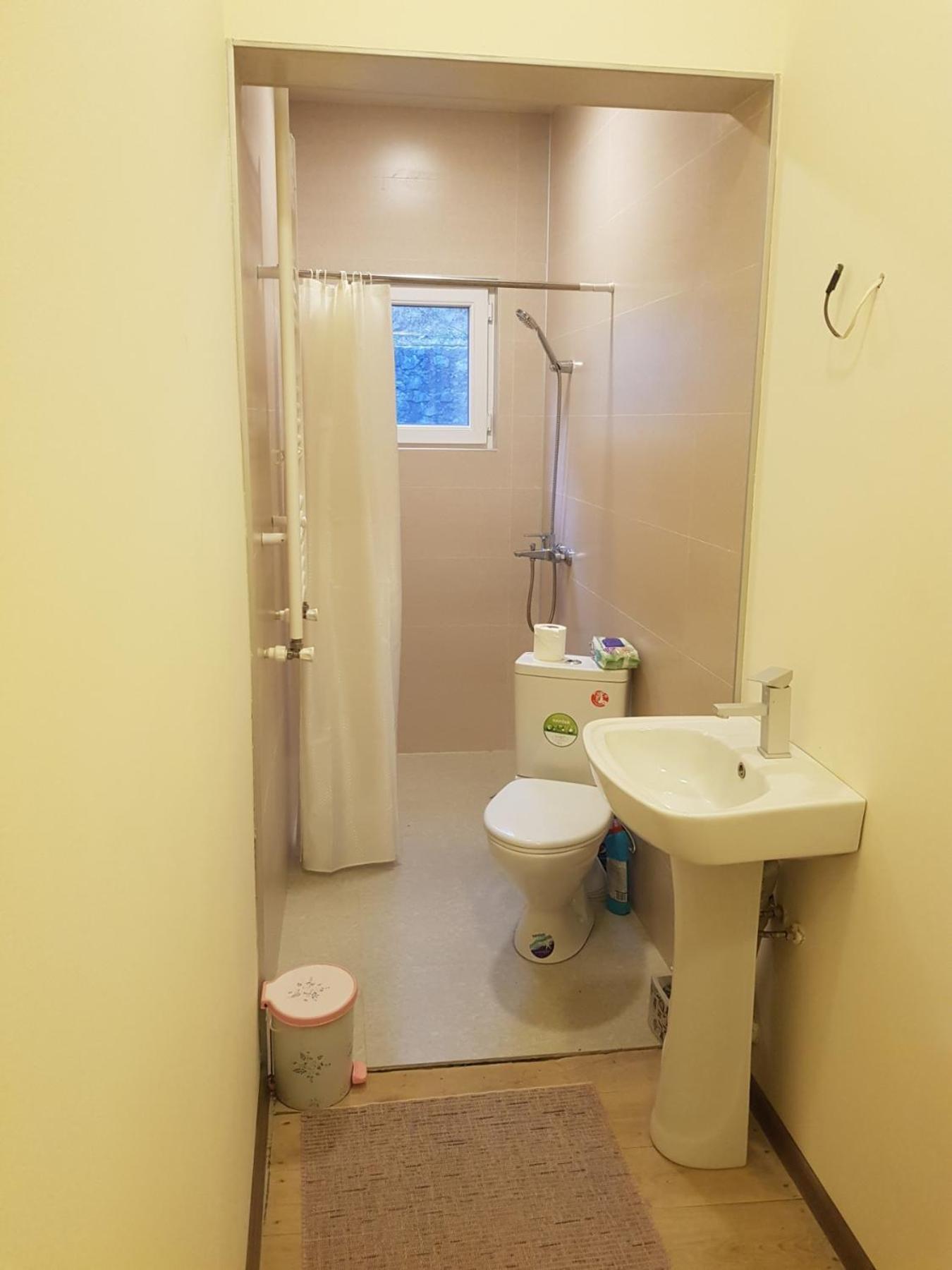 Tkhibuli guest house
