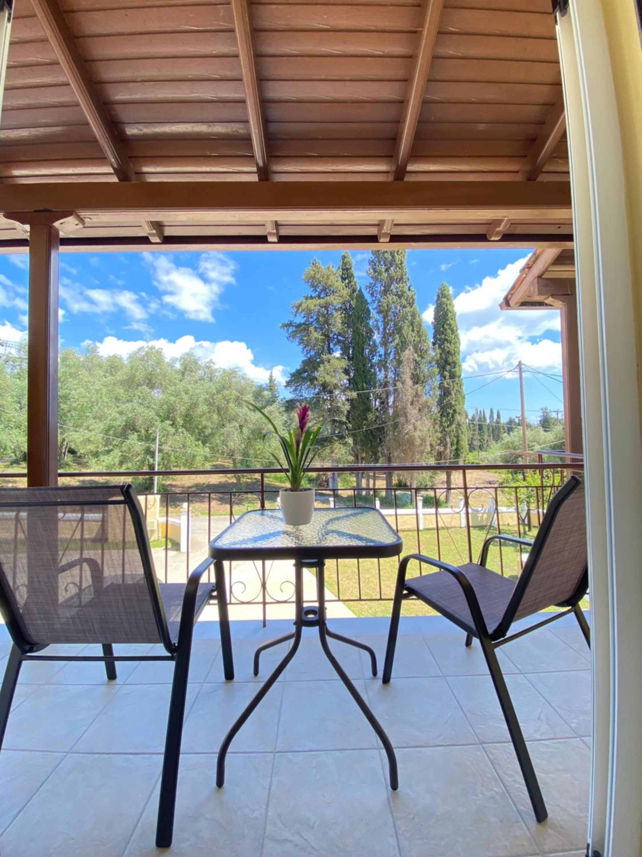 La vita e Bella Apartments by Corfuescapes view 3