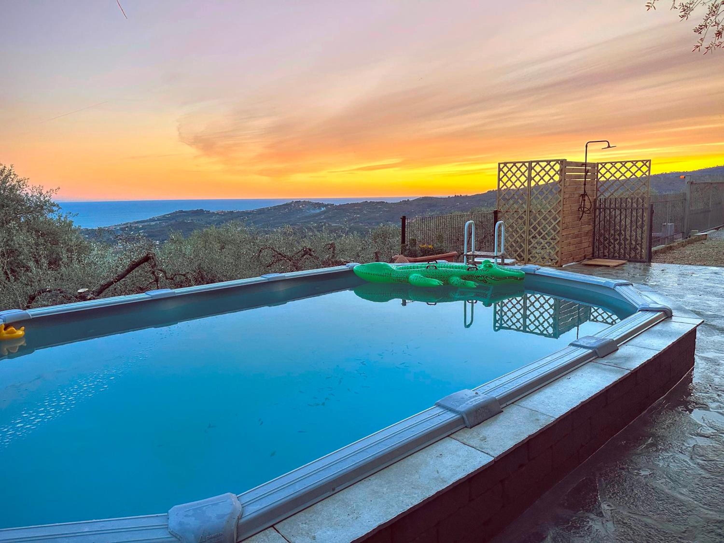 Casa Perlei view 4