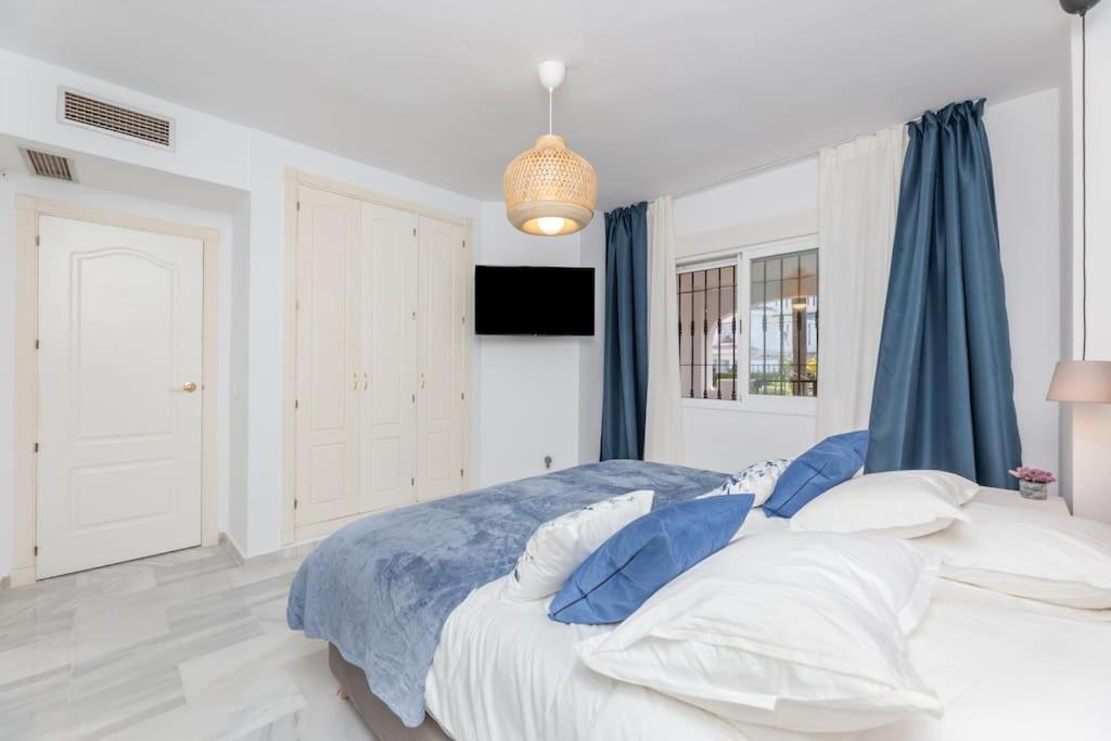 Marbella Vacations - New Los Naranjos de Marbella close to sea RDR394 - Property Image 2