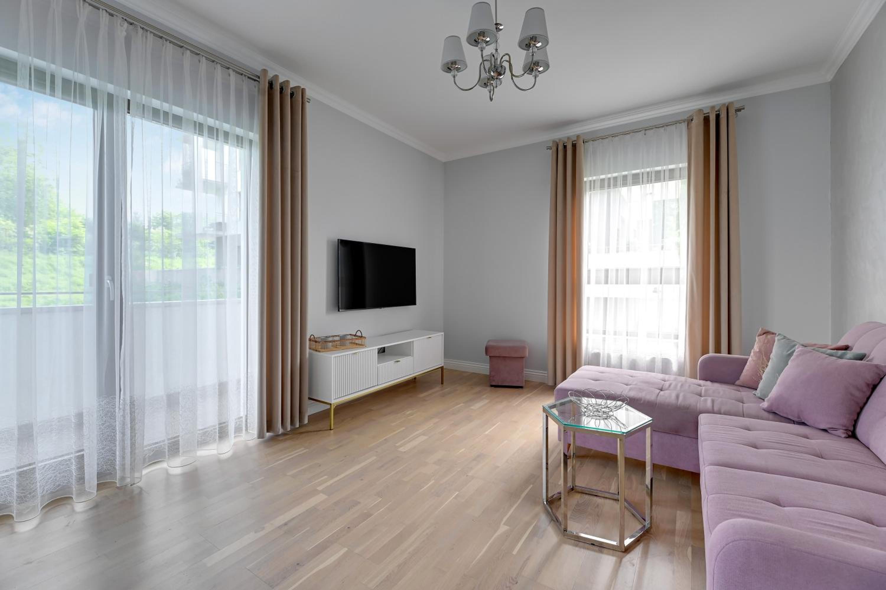 Morenova by Downtown Apartments