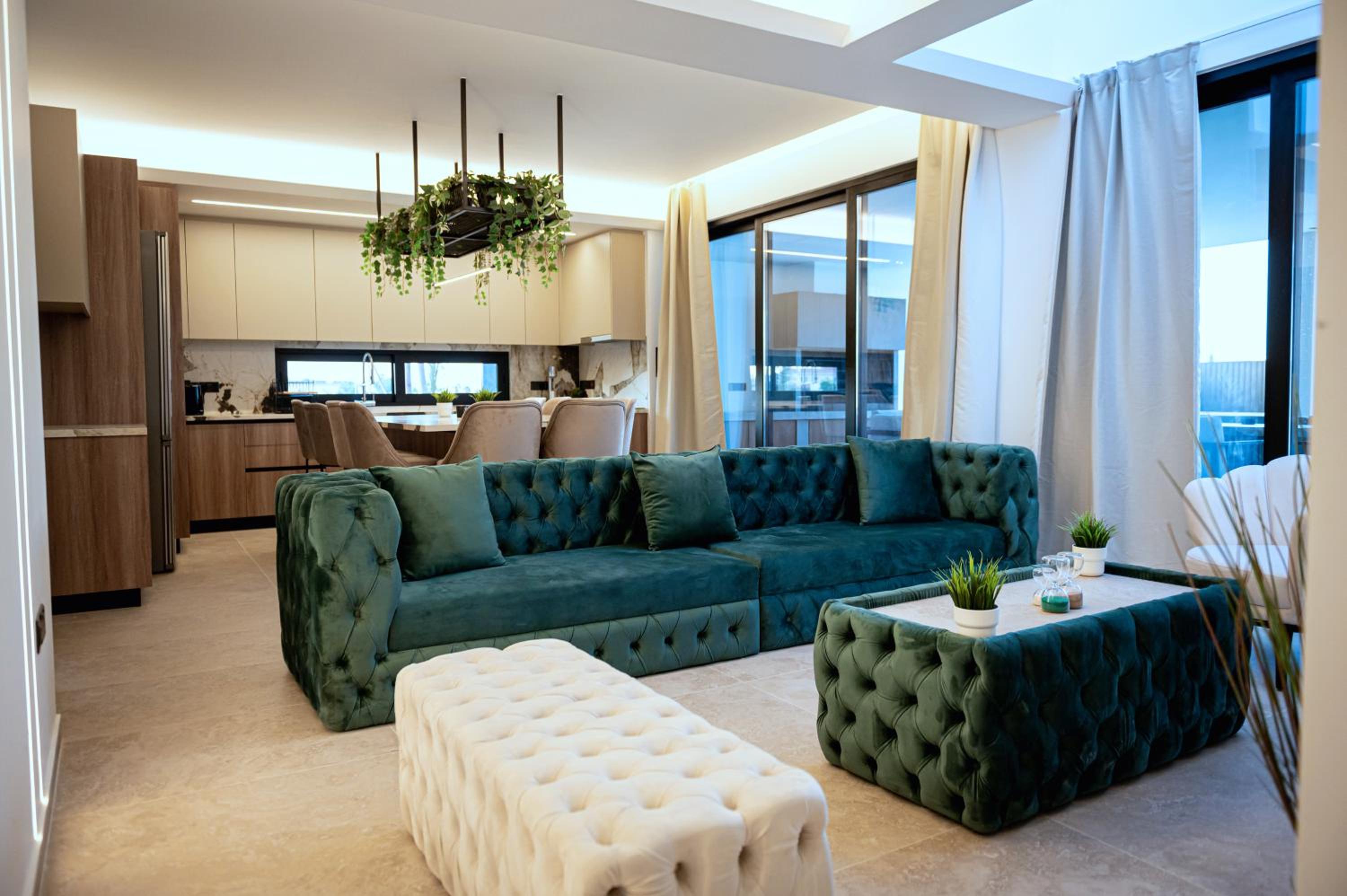 MrP Villa, Paralimni