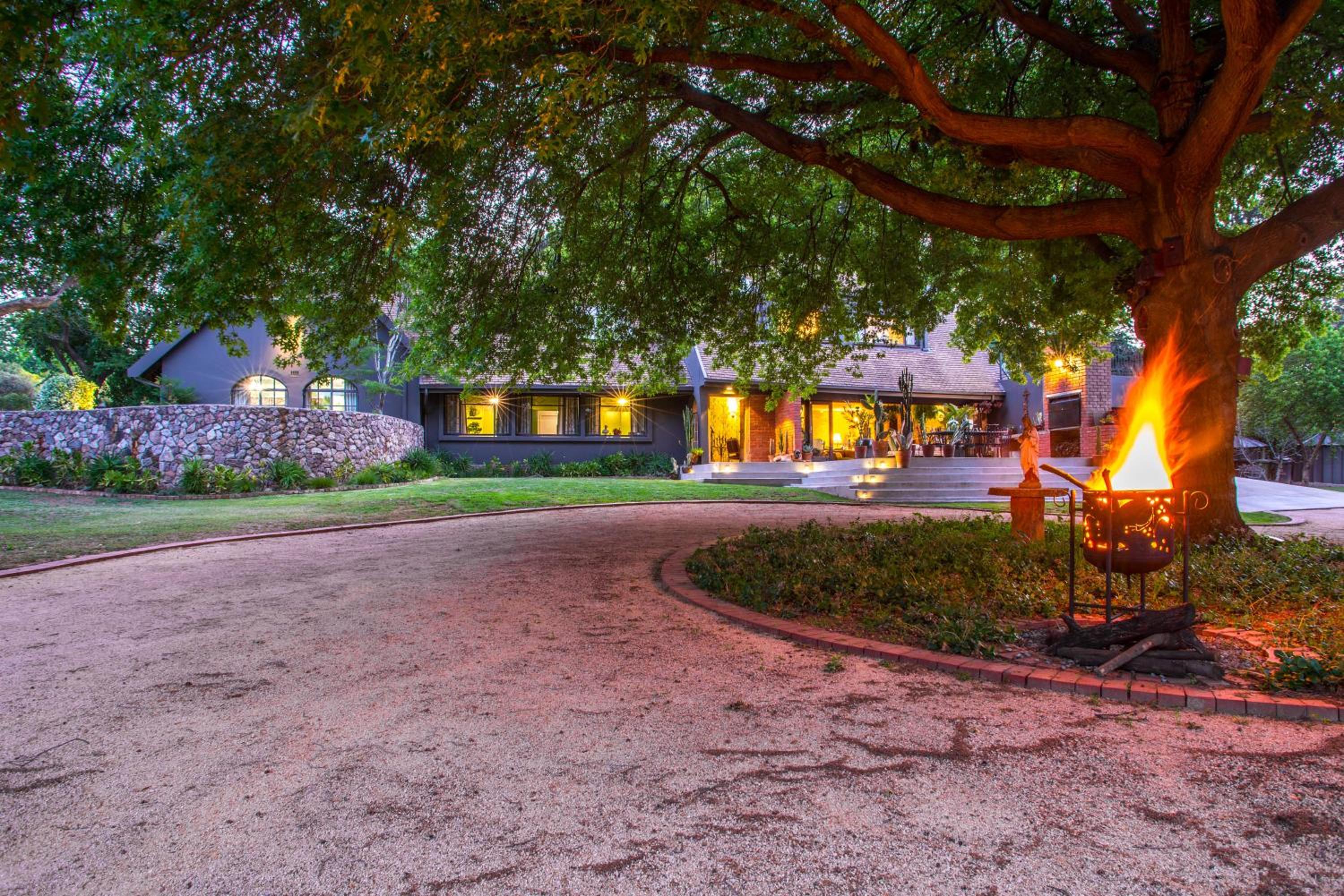 Festina Lente Guesthouse