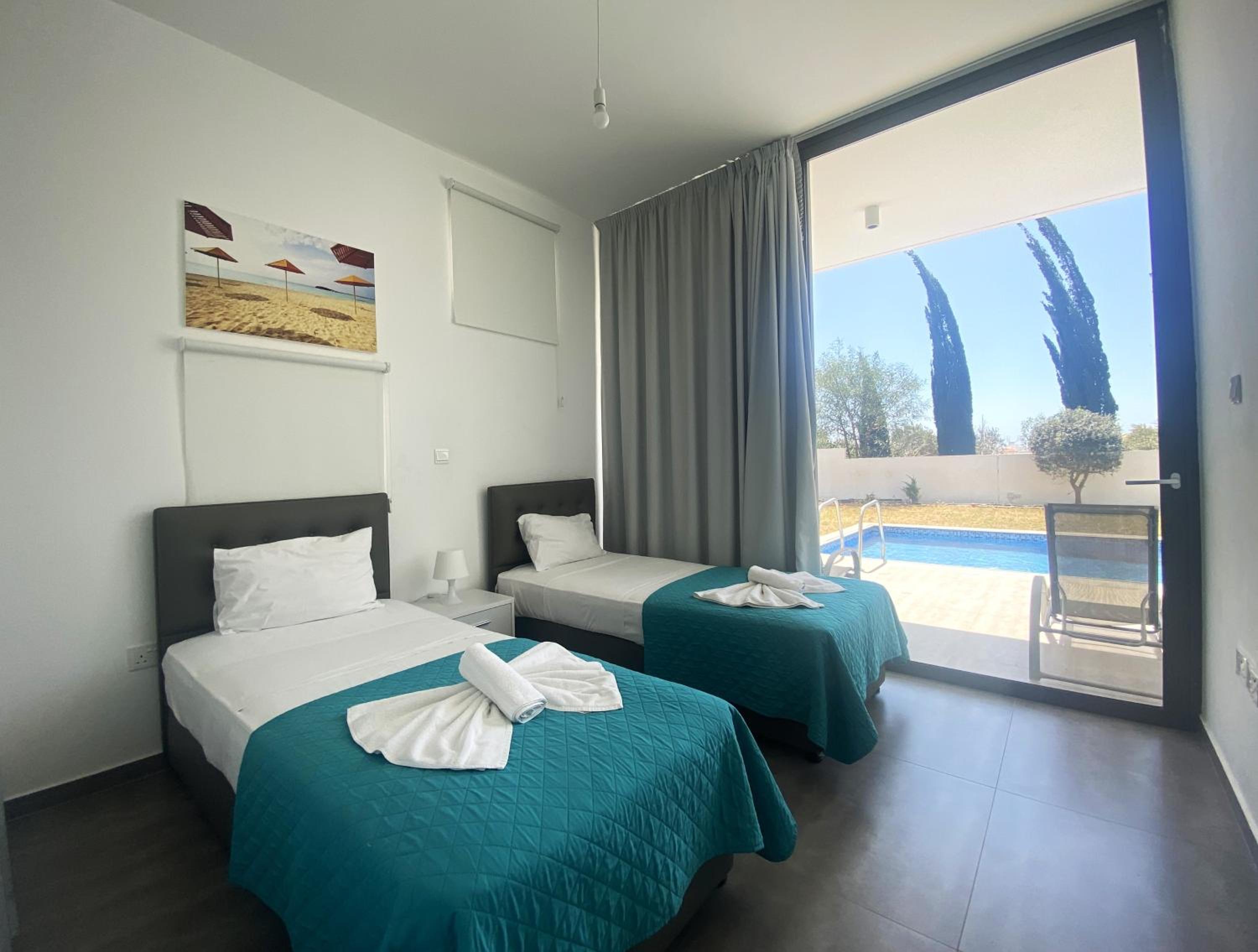 NISSI PEARL Holiday Villas Ayia Napa