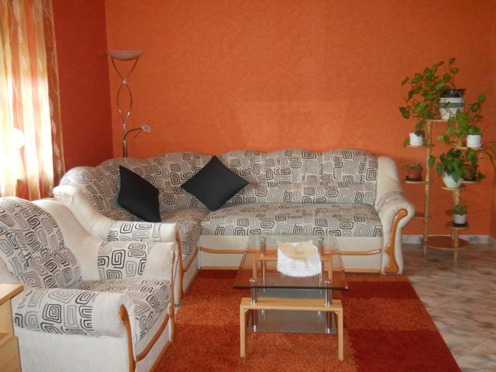 Napsugár Apartman
