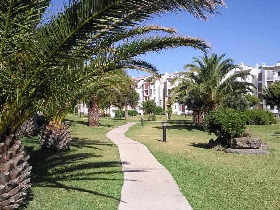Apartamento en Atlanterra Playa con vistas al mar