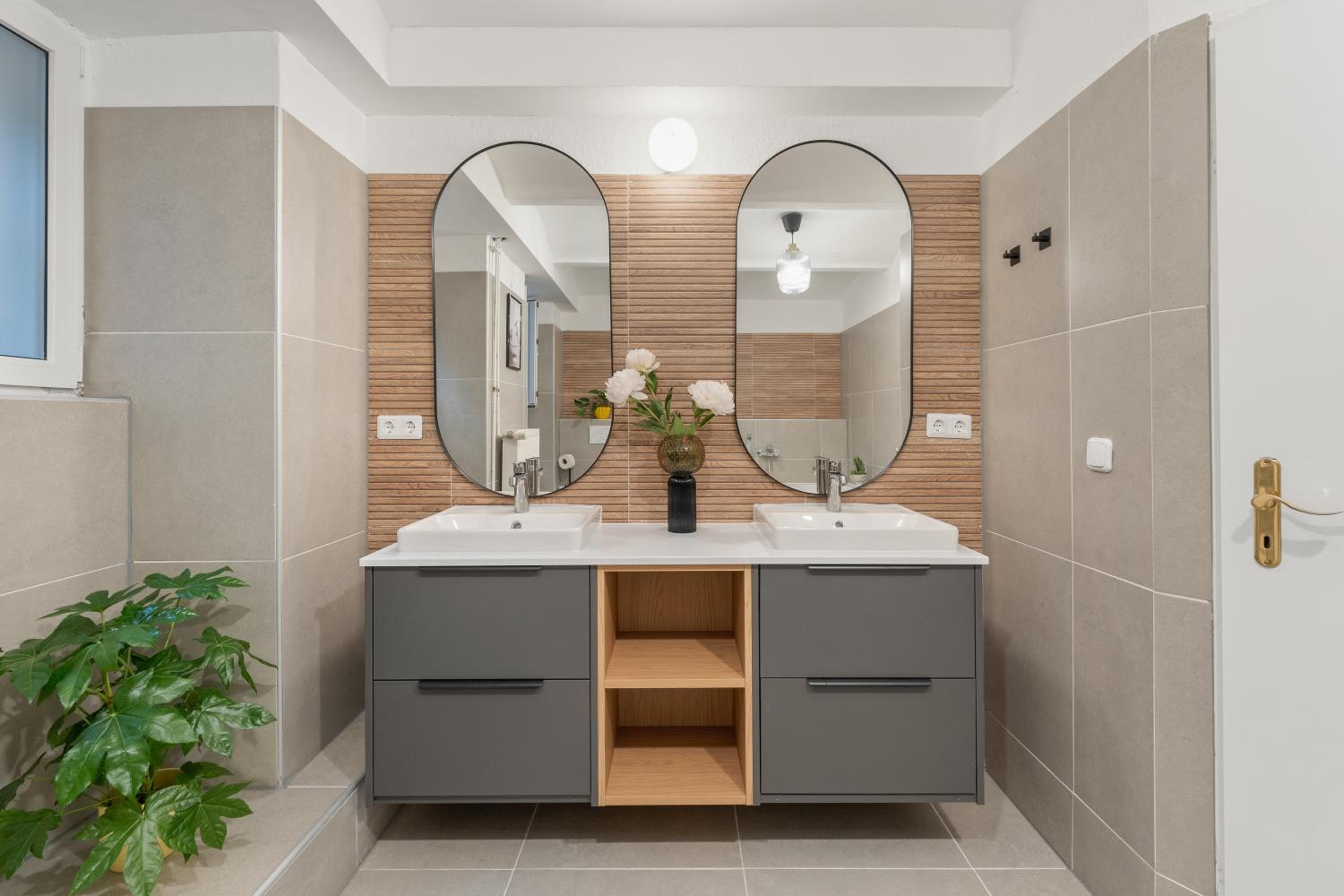Holiday 33 Apartment L - 8 Rooms, 3 Baths, 190qm
