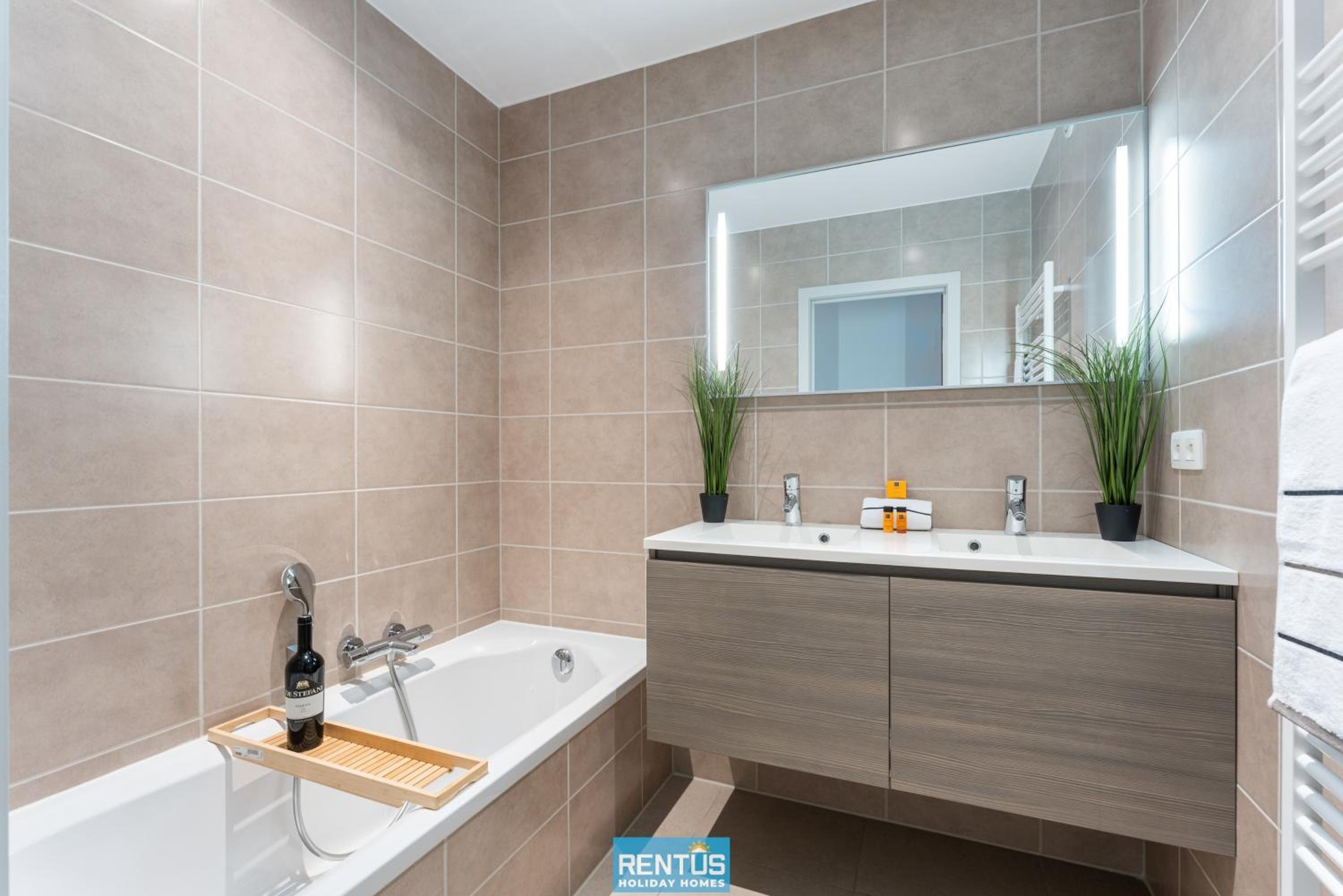 Seange - with beautiful view and many facilities