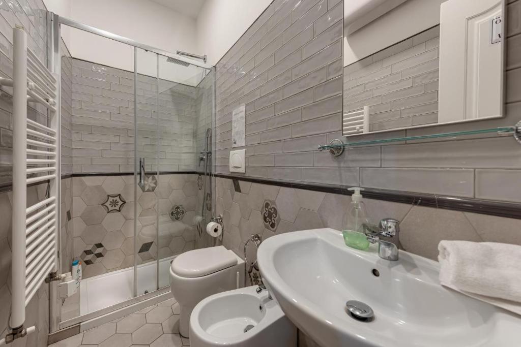 PIAZZA MAGGIORE Rooms and Suites -BEDINBOLOGNACENTRO LUXURYH