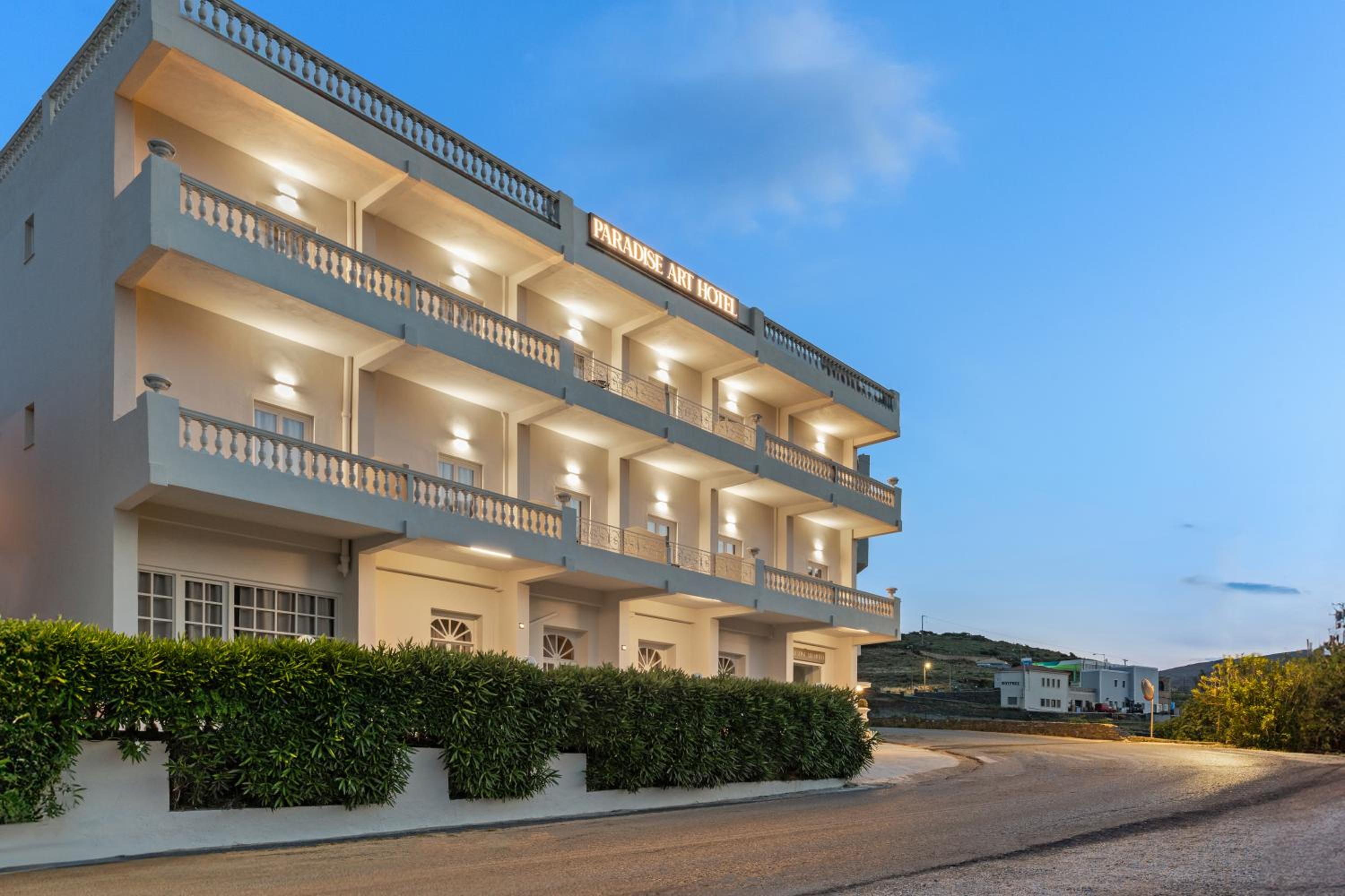 Hotel Paradise Art Hotel - Image 1