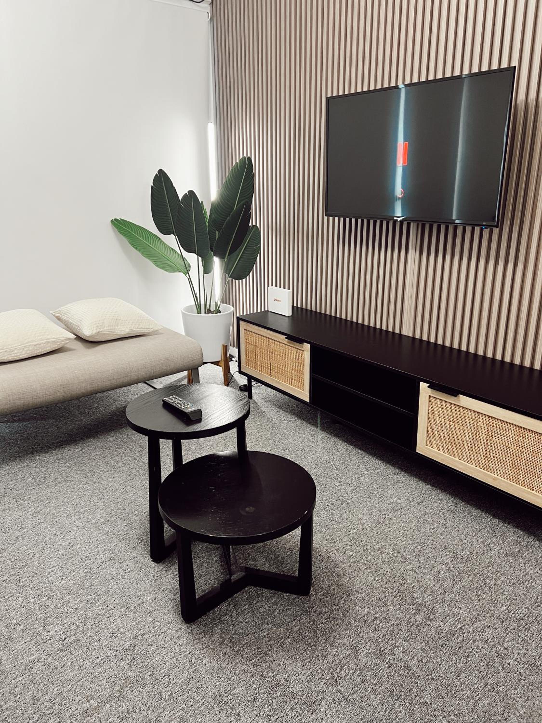 Gladstone Gem 9 - Suva CBD 2 Bedroom Apartment - view 7