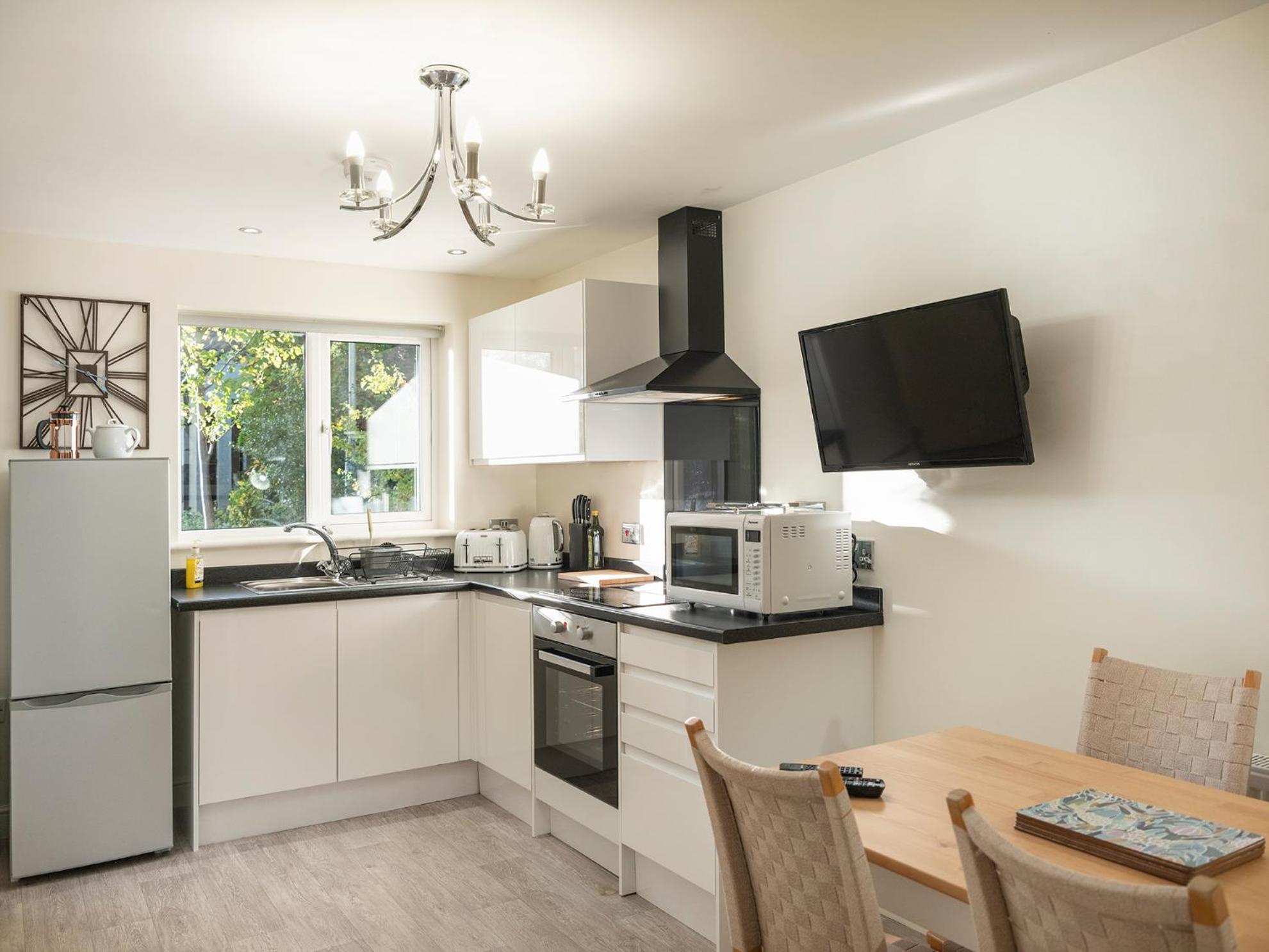 35 Quaker Lane view 4