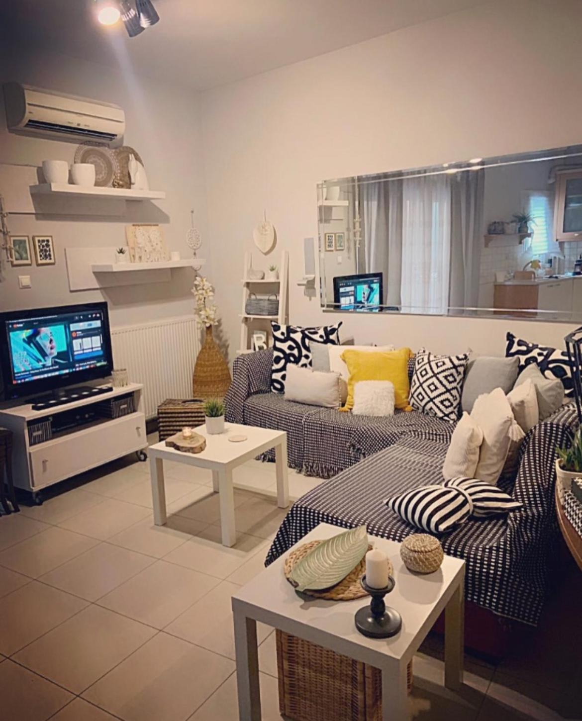 Urban Retreat-Apt with View near City Center photo 4