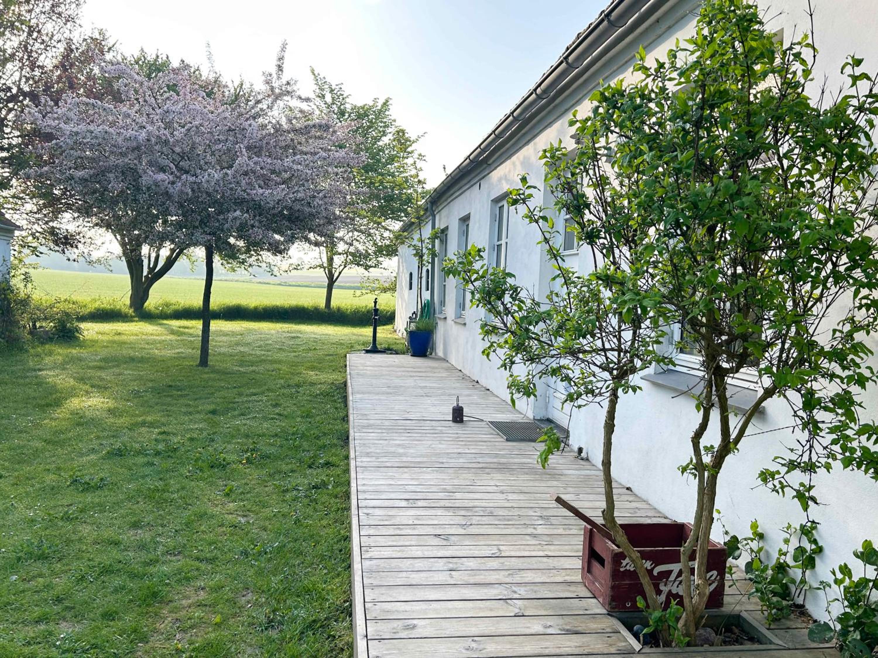 Your Charming Summer Cottage