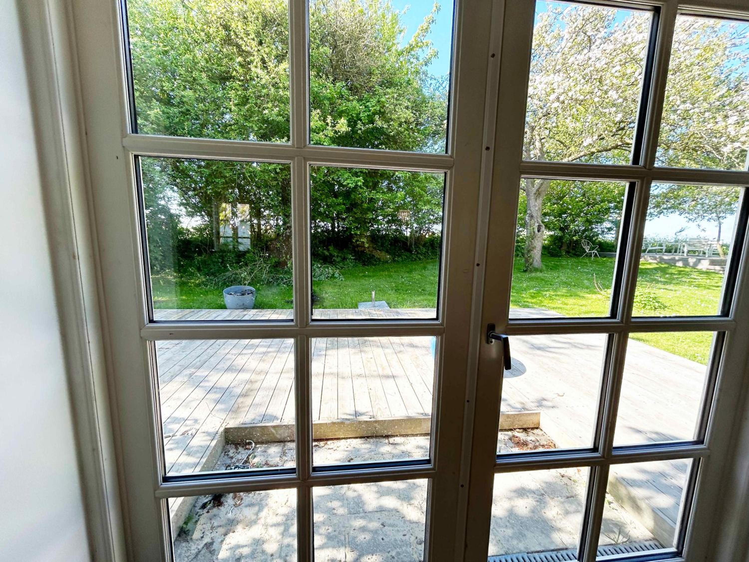 Your Charming Summer Cottage