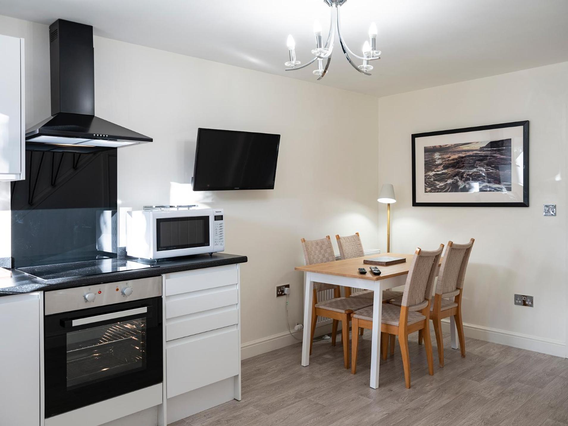 35 Quaker Lane view 3