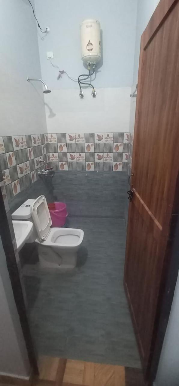 Neelkanthvas Hotel