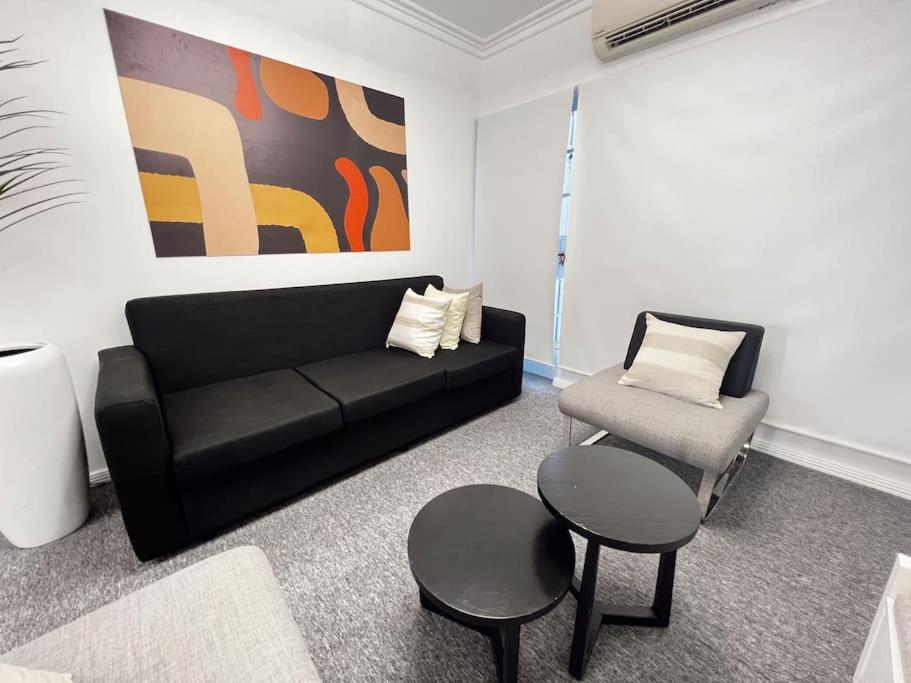 Gladstone Gem 8 - Suva CBD 2 Bedroom Apartment - view 4