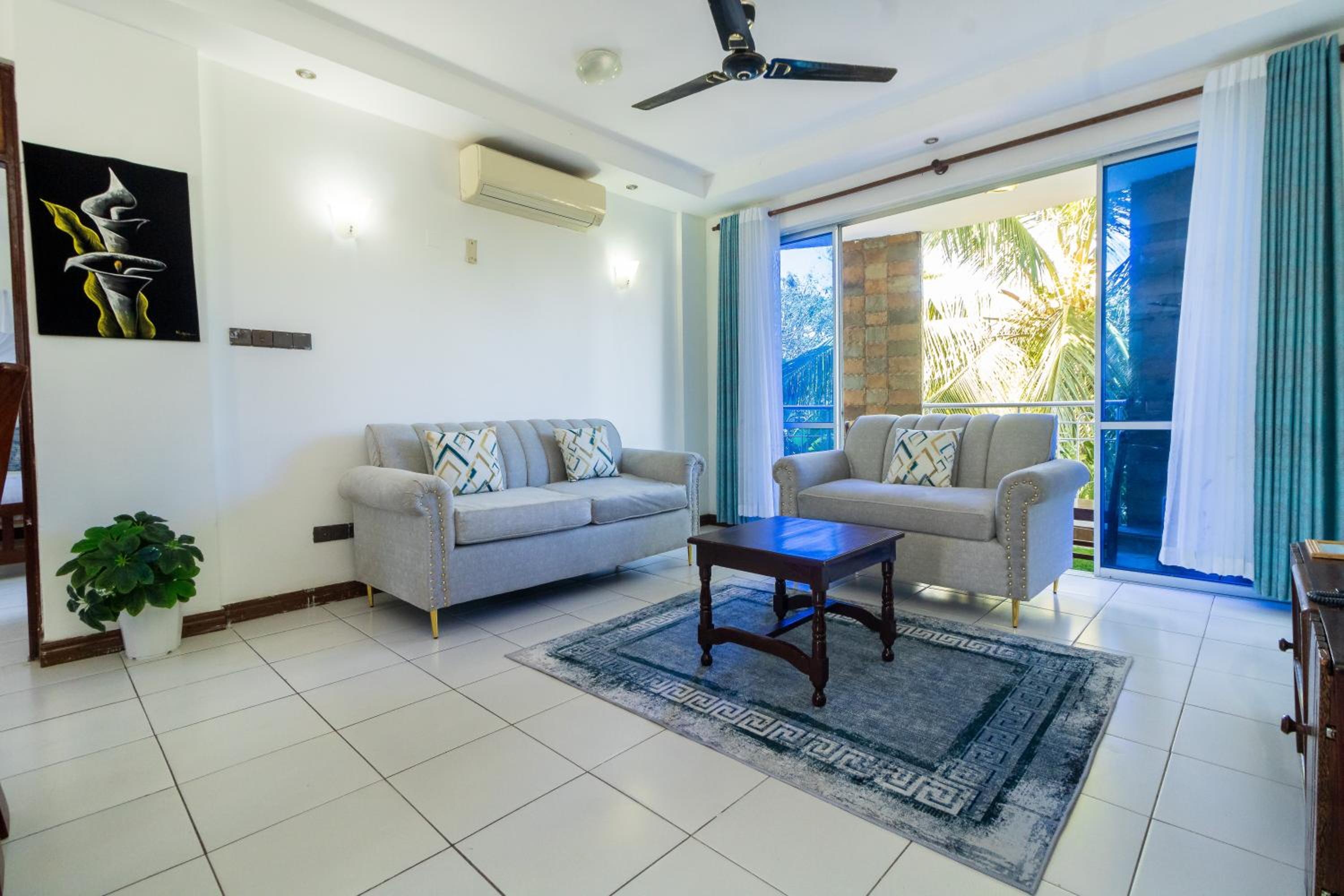 2 bedroom beach front apartment