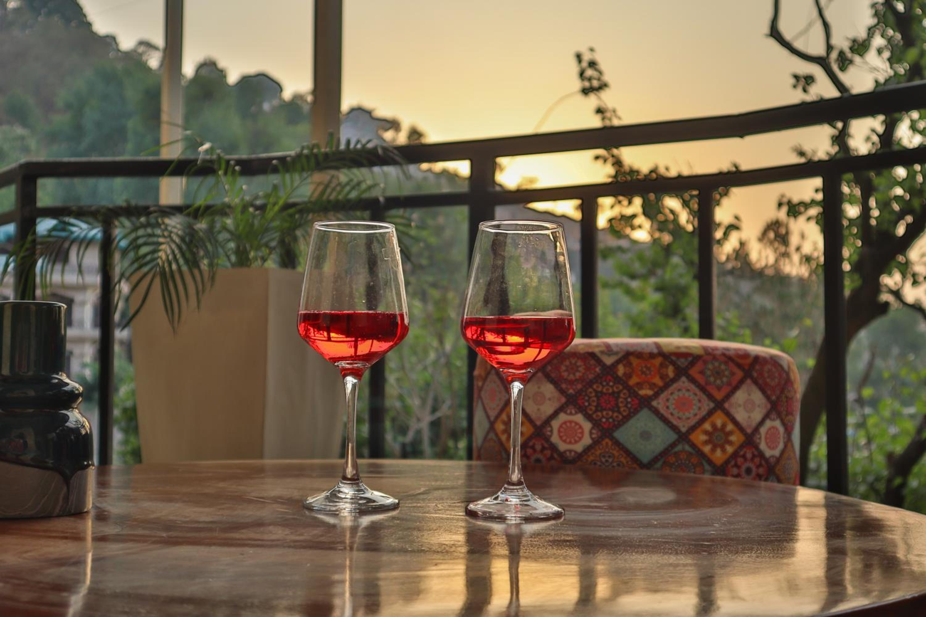 ALAYA Stays Dreamland Grace 3BHK Apartment in Kasauli