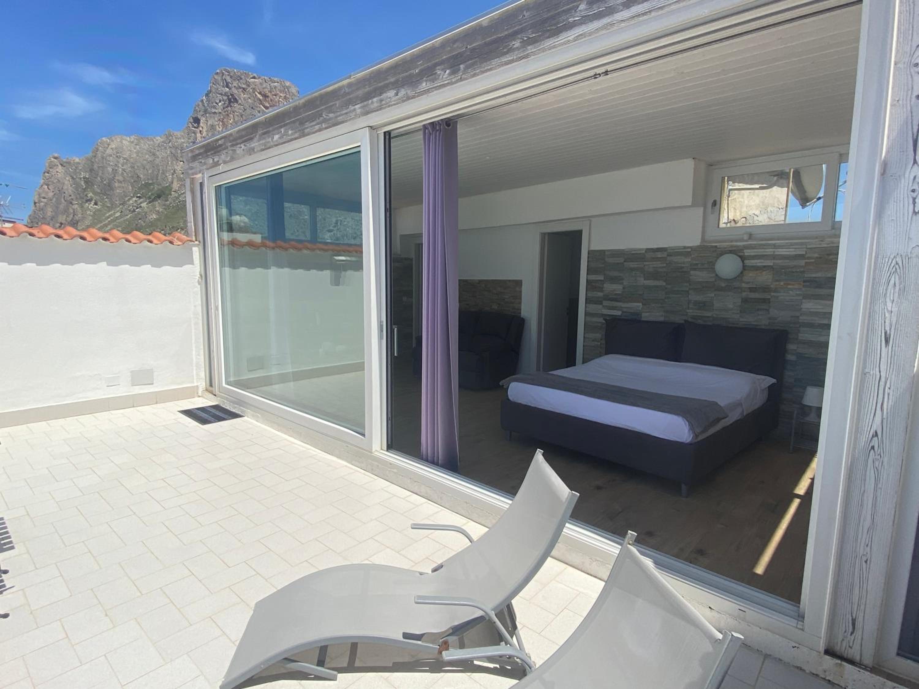 Attico sul Mare - Suite & Spa photo 3