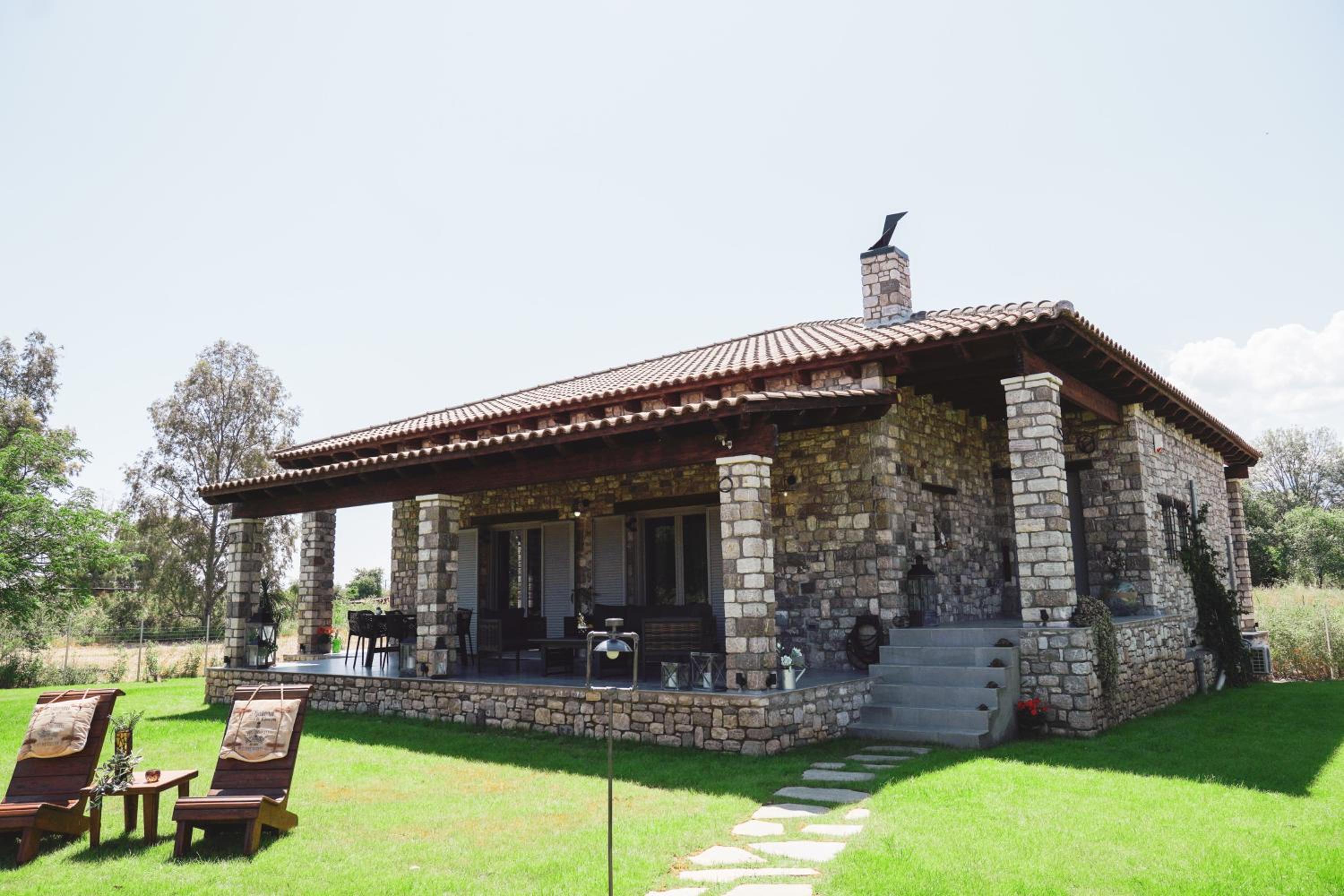 PIETRA VILLA Akoli beach view 3
