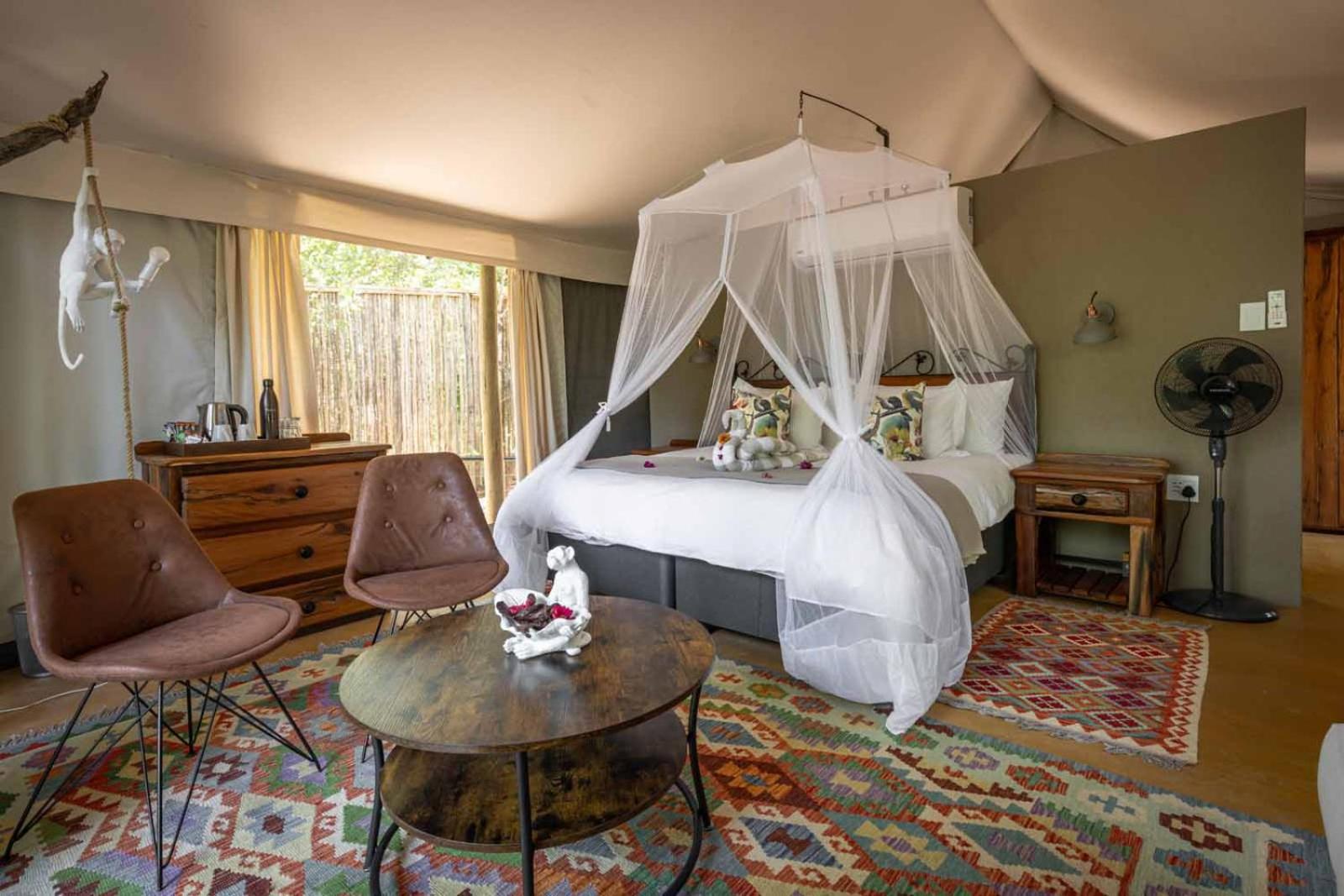 Umkumbe Bush Lodge - Luxury Tented Camp