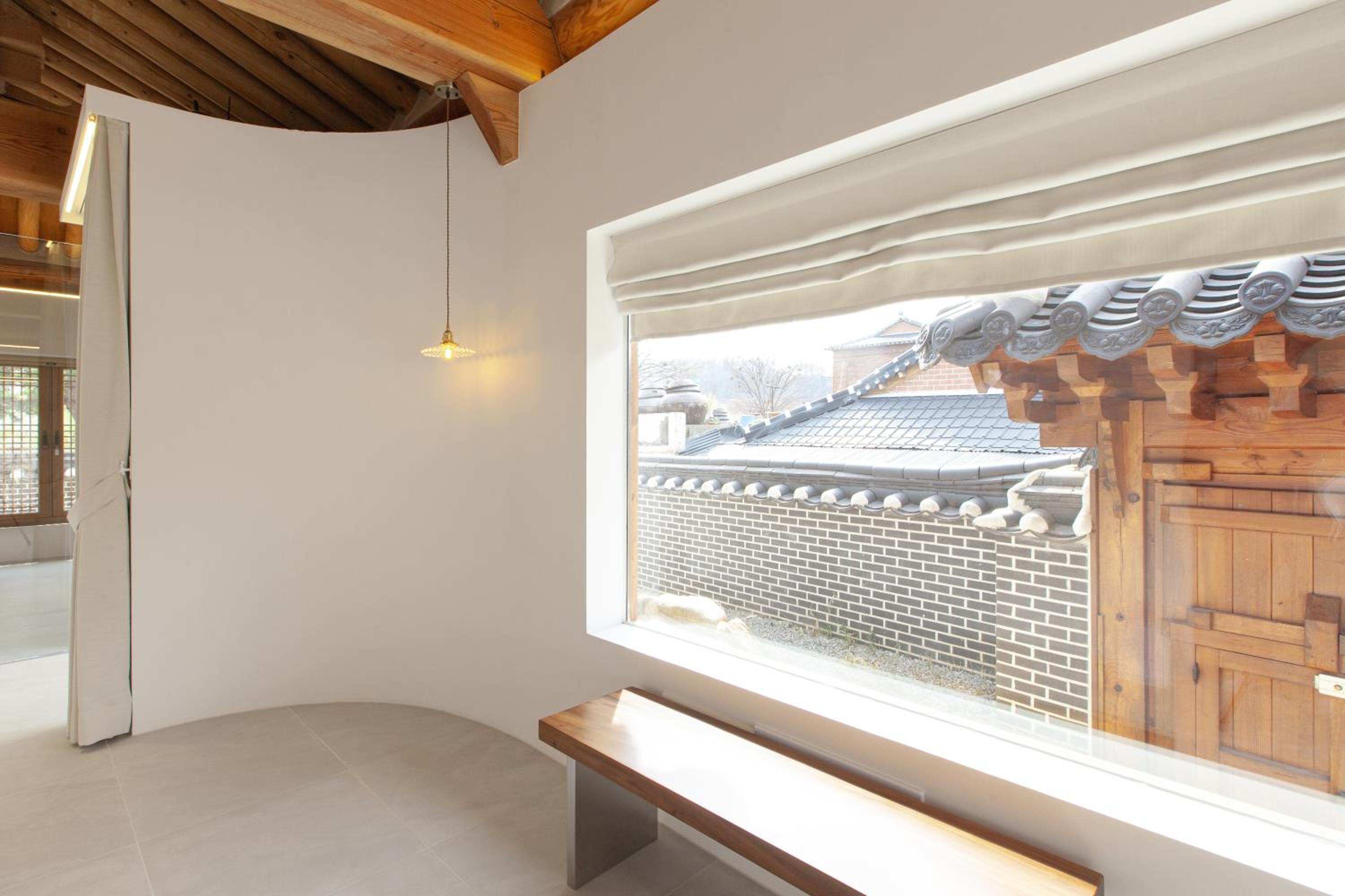 Cheong-yeon, the Korean traditional house Hanok in Jeonju Hanok Village