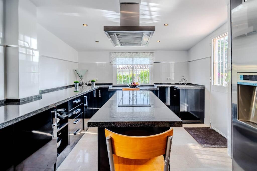 Cozy Villa in Marbella-Estepona