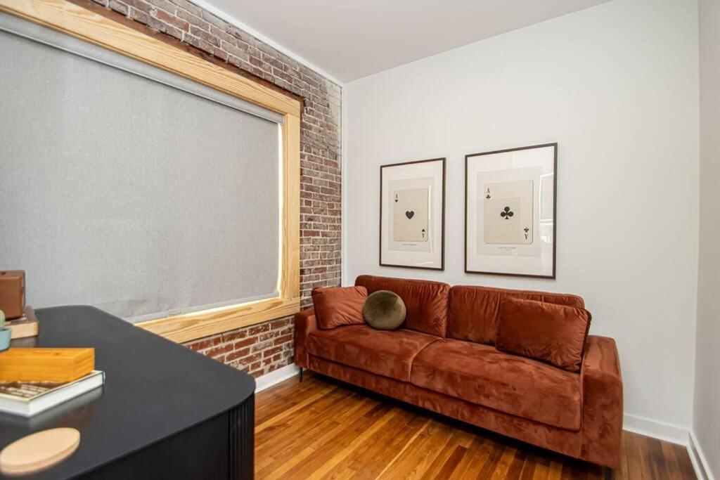 Steps to Bathhouses, Historic Downtown Apartment Room # 201 view 4