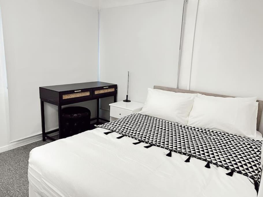 Gladstone Gem 5 - Suva CBD 2 Bedroom Apartment - view 6
