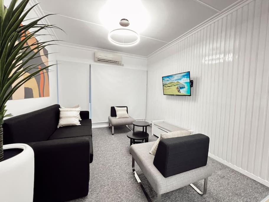 Gladstone Gem 5 - Suva CBD 2 Bedroom Apartment - view 8