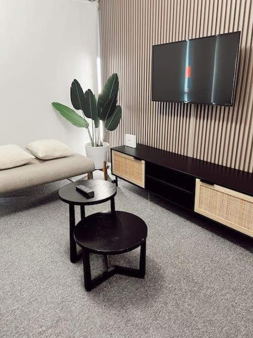 Gladstone Gem 5 - Suva CBD 2 Bedroom Apartment - view 9