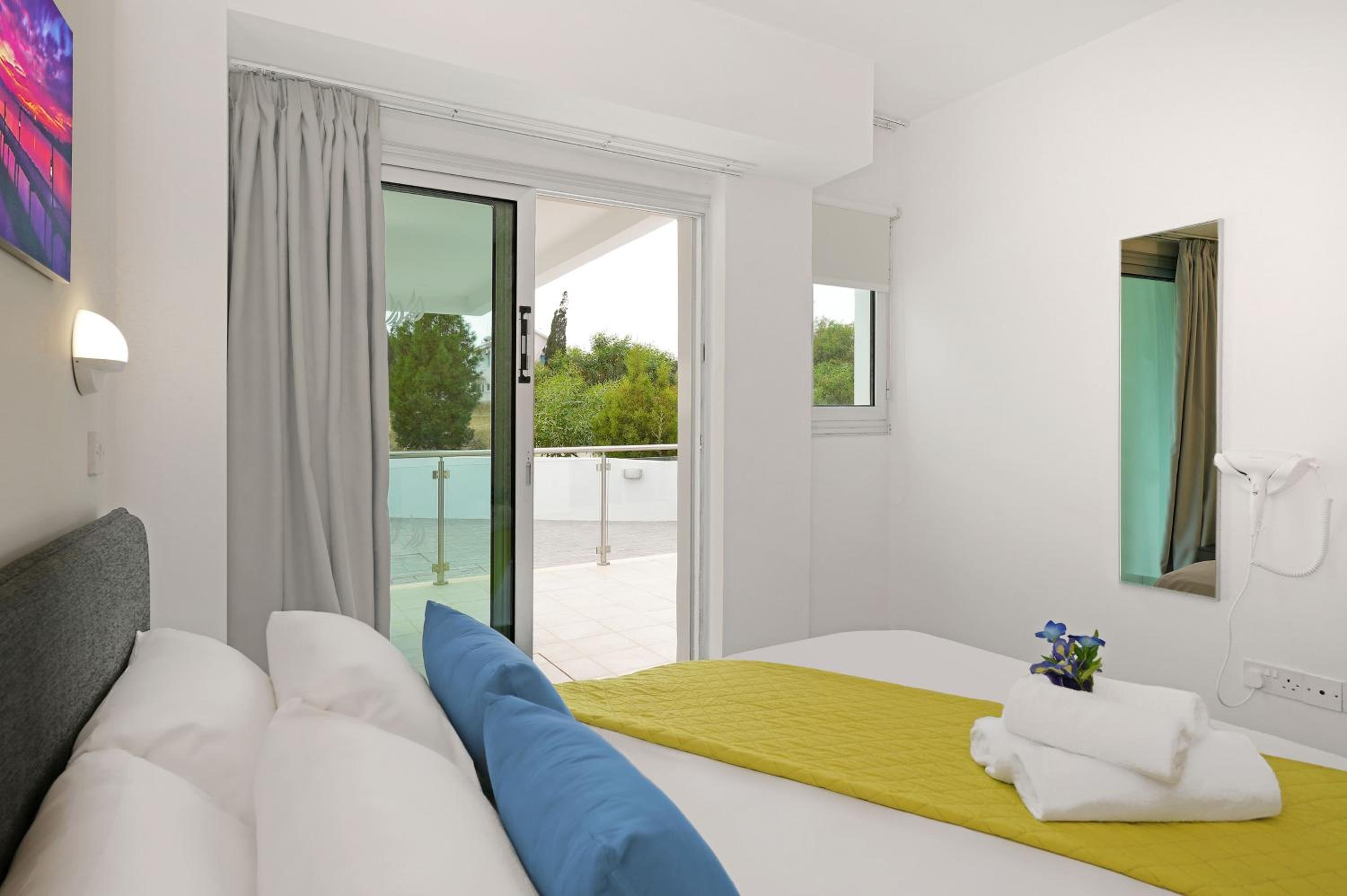 Alessia 2bed Apartment - Coralli Beachfront Resort