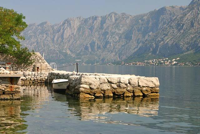 Traditional Waterfront Stone House Gracija