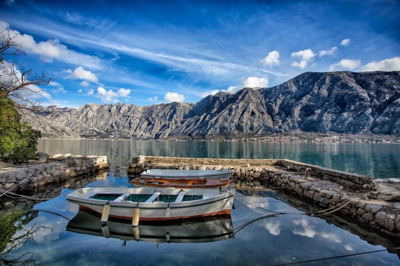 Traditional Waterfront Stone House Gracija