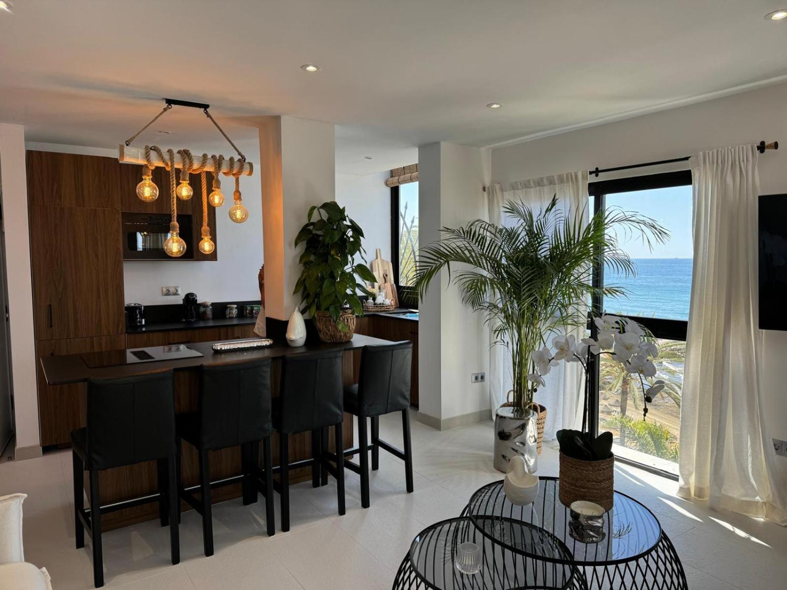 Marbella Beachfront Apartment (434C Skol) view 2
