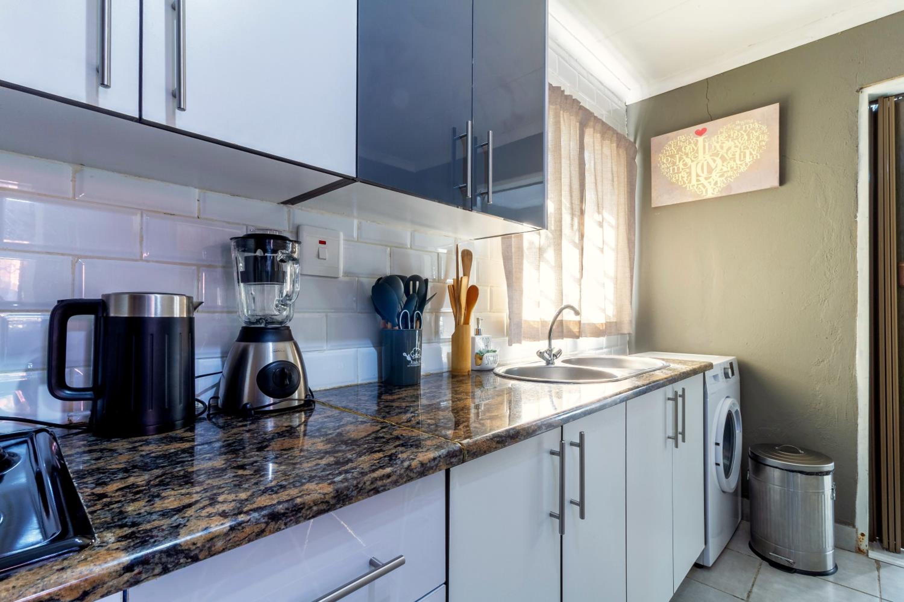 Cheerful Cottage