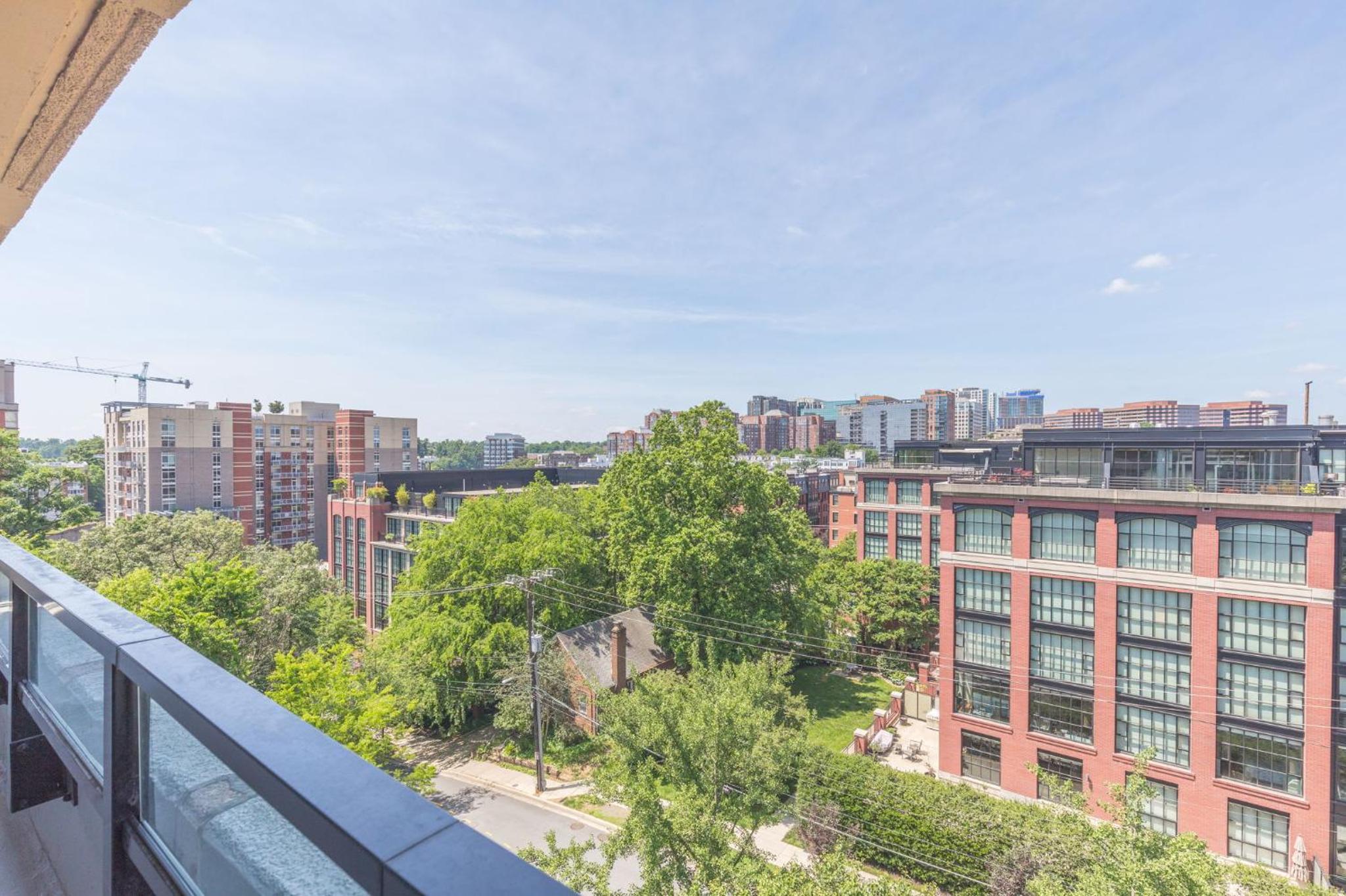 2BR Executive Apartment in Prime Location