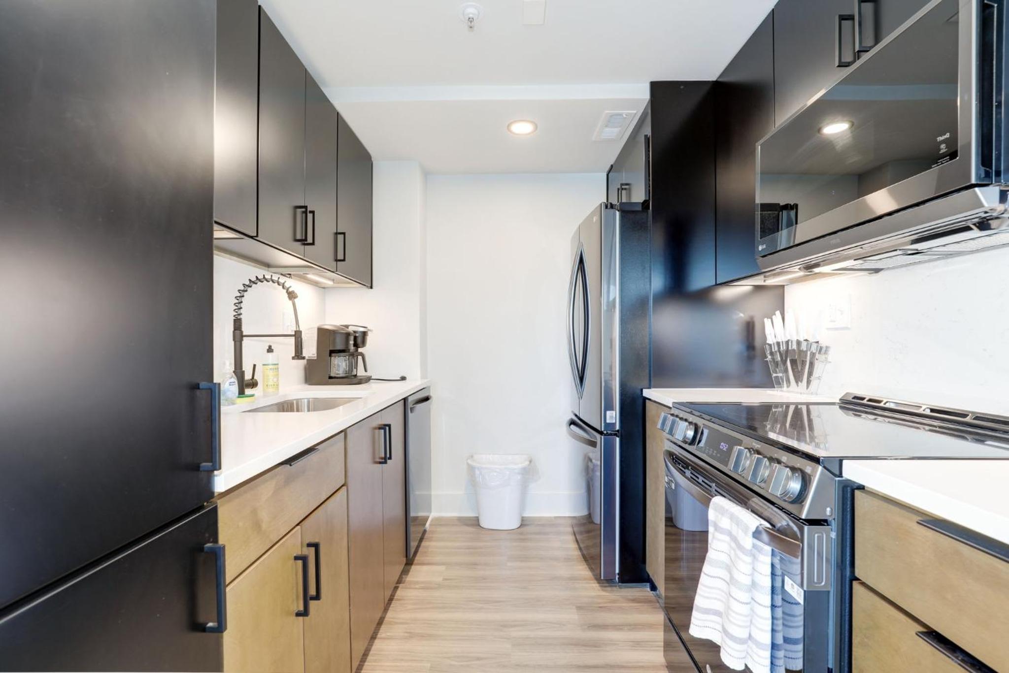 2BR Executive Apartment in Prime Location