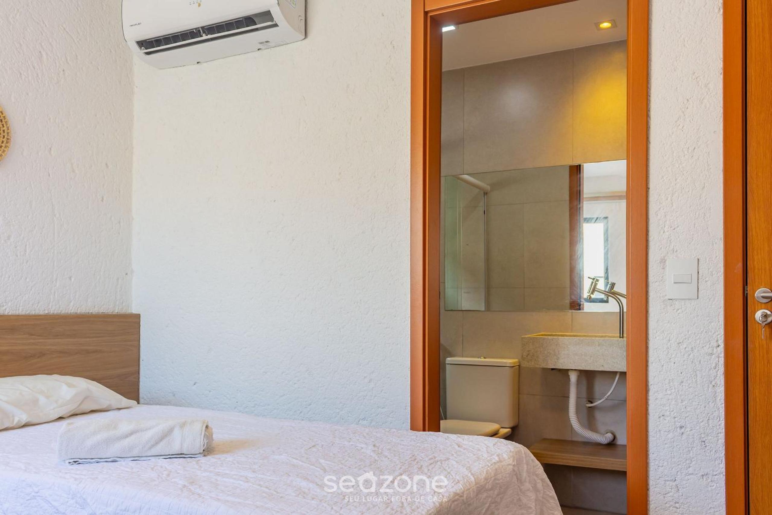 CVP - Condominium with swimming pool near Patacho Beach